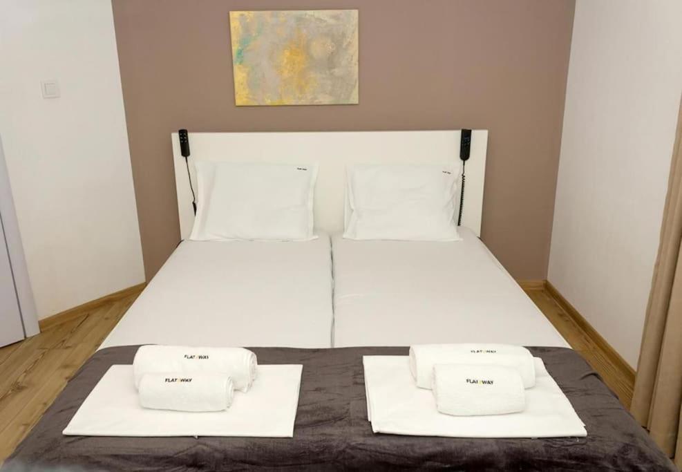 Modern Bright Apartment Close To City Center And Grand Mall Варна Екстериор снимка